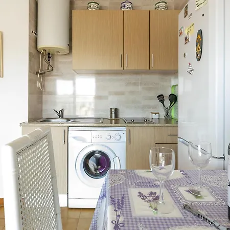 Lovely Mediterranean Penthouse In Costa Brava Apartment *
